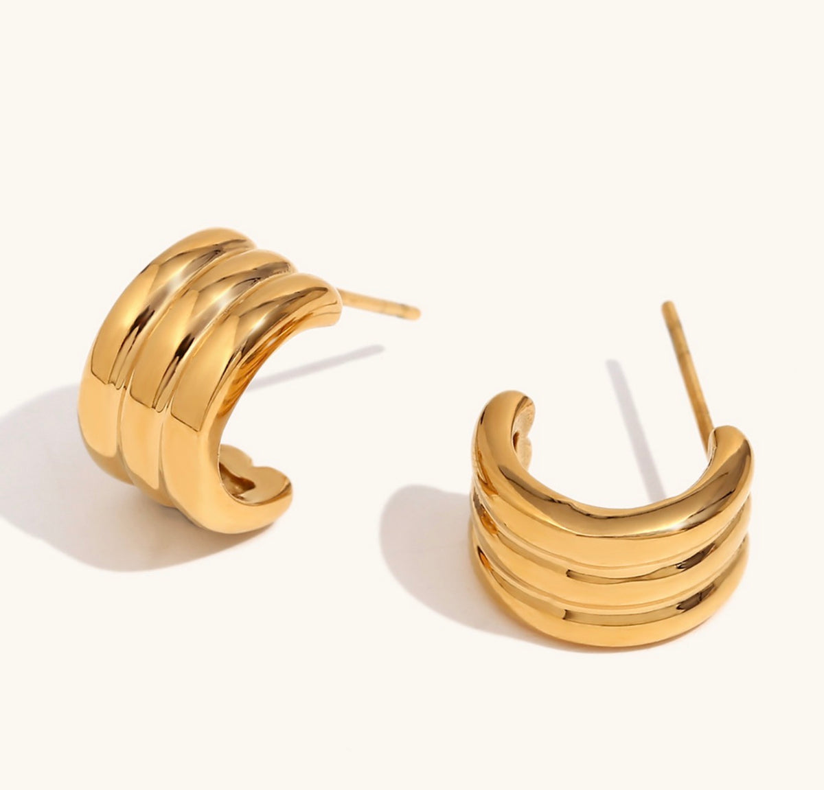 18K Gold-Plated Ribbed Huggie Hoop Earrings
