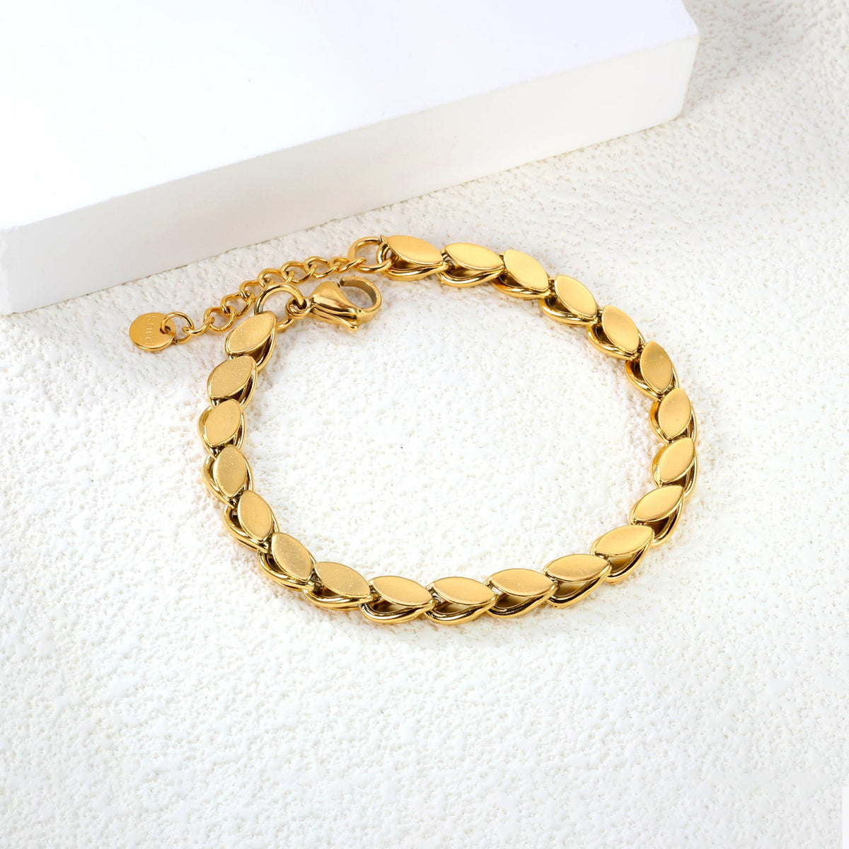 Gold Leaf Link Bracelet